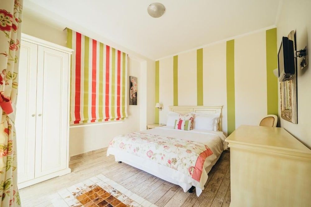 To Spiti tis Sofias Standard Double Room 2