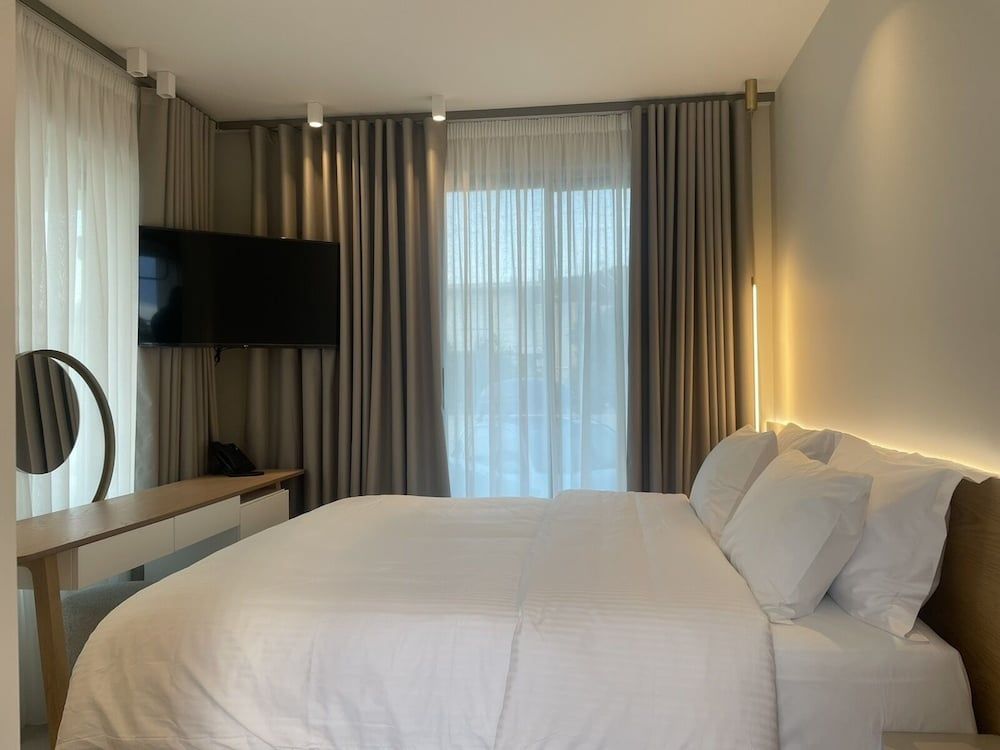 Balance Accommodation