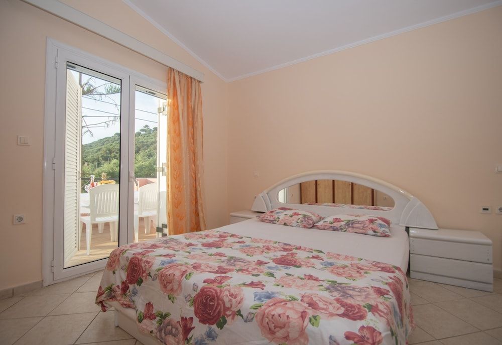 Basic Villa