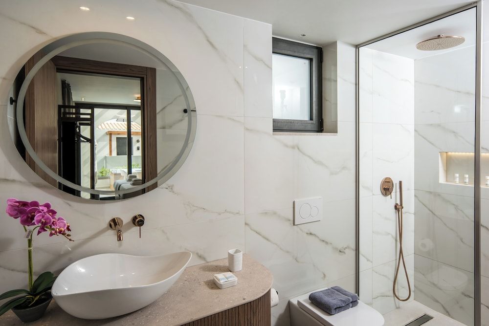 Vaya Suites by Omilos Hotels Superior Suite, Hot Tub 3