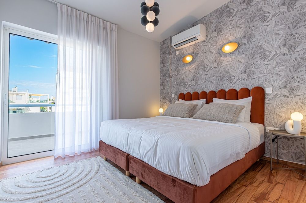 Luxury Apartment