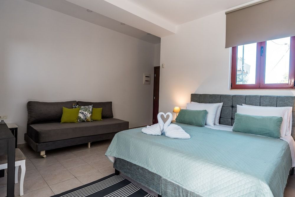 Kelaya Luxury Apartments Superior Studio