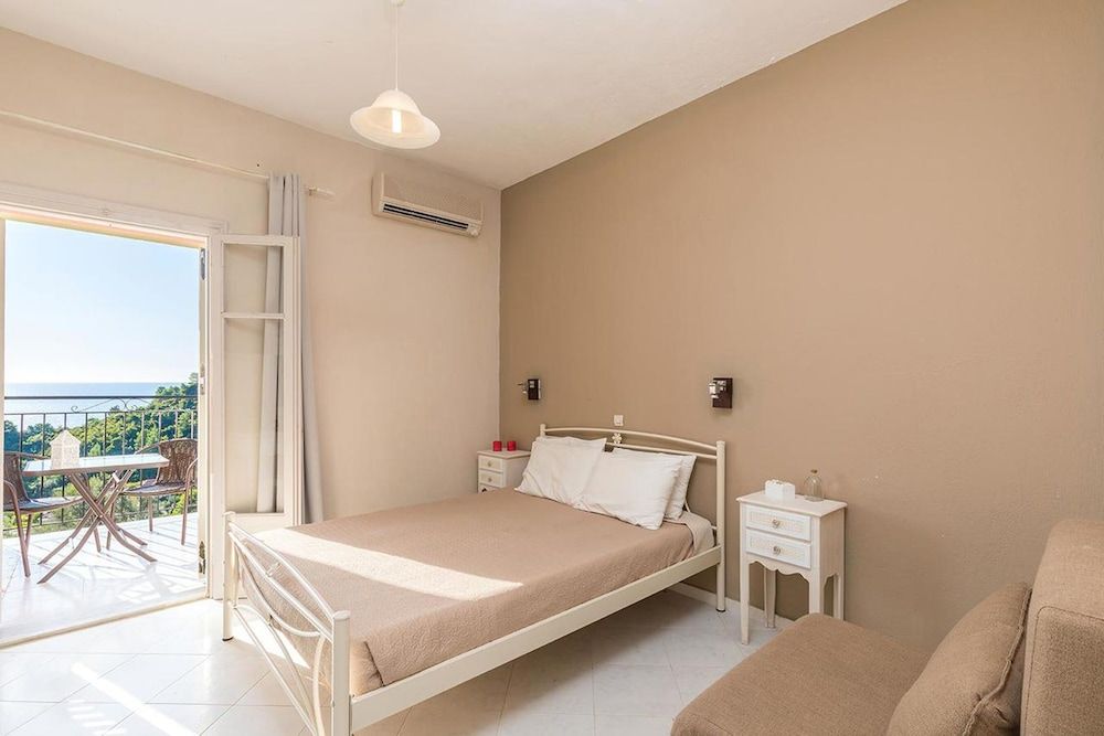 Apartment, 1 Bedroom, Smoking, Balcony