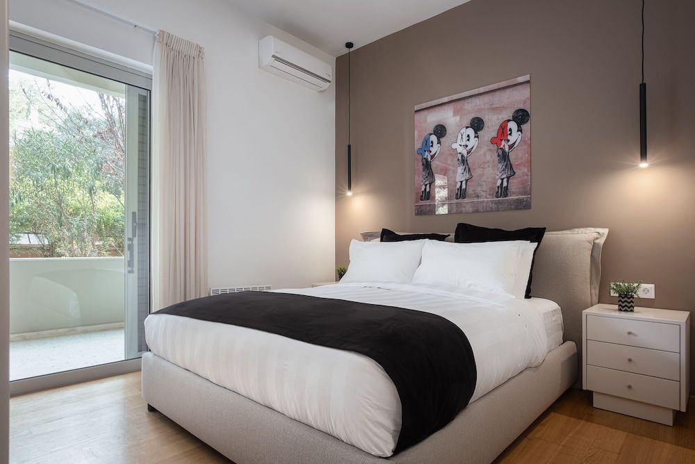 Superior Apartment