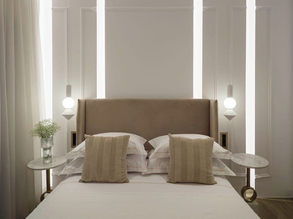 One Bedroom Suite with Sea View