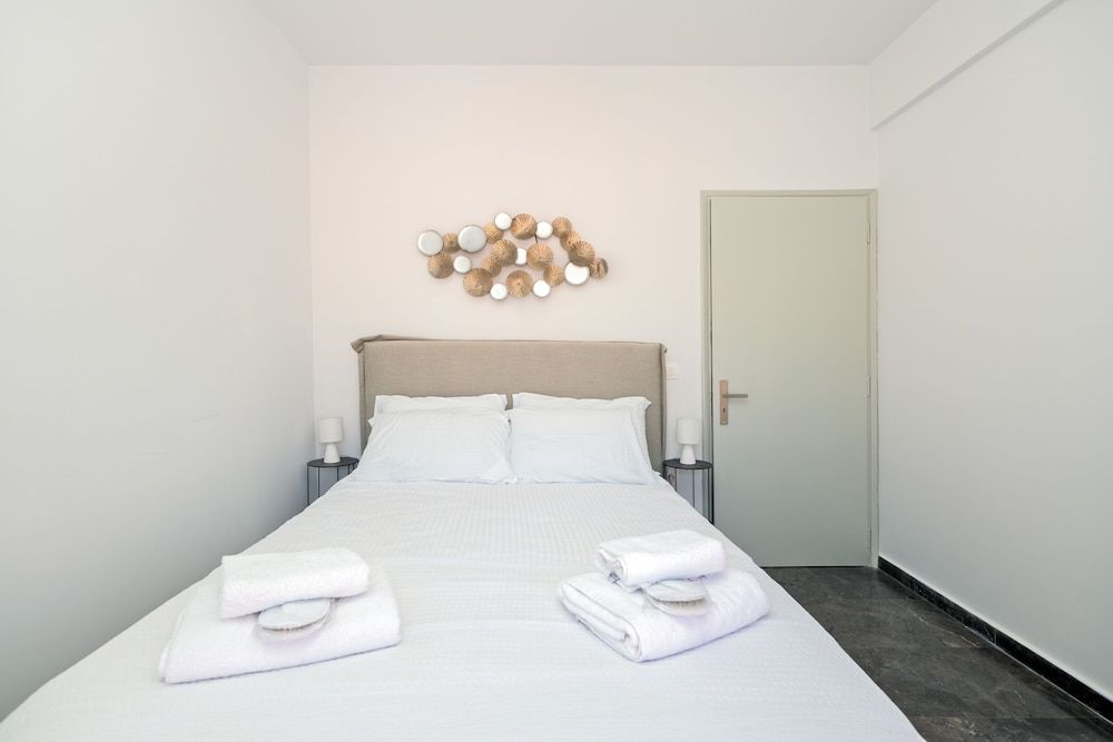 Old Fortress View Roof Top Apartment by Konnect Superior Apartment, Sea View 3