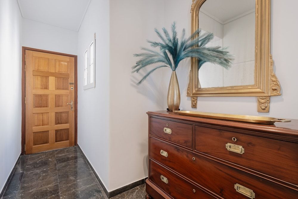 Old Fortress View Roof Top Apartment by Konnect Superior Apartment, Sea View 12