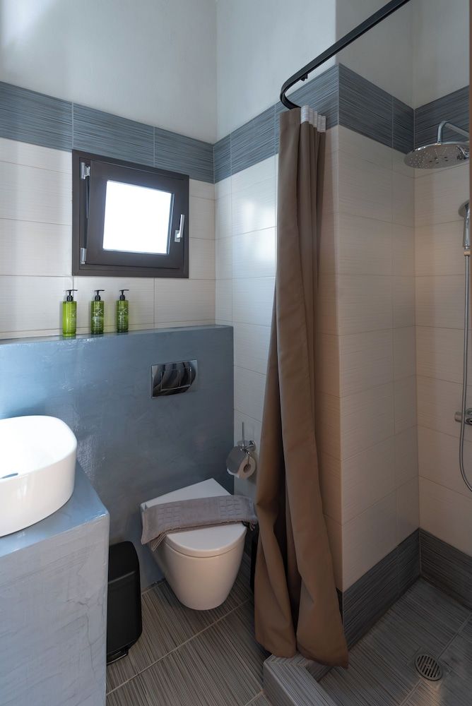 Helios Blue Villas Luxury Suite, 2 Bedrooms, Sea View 4