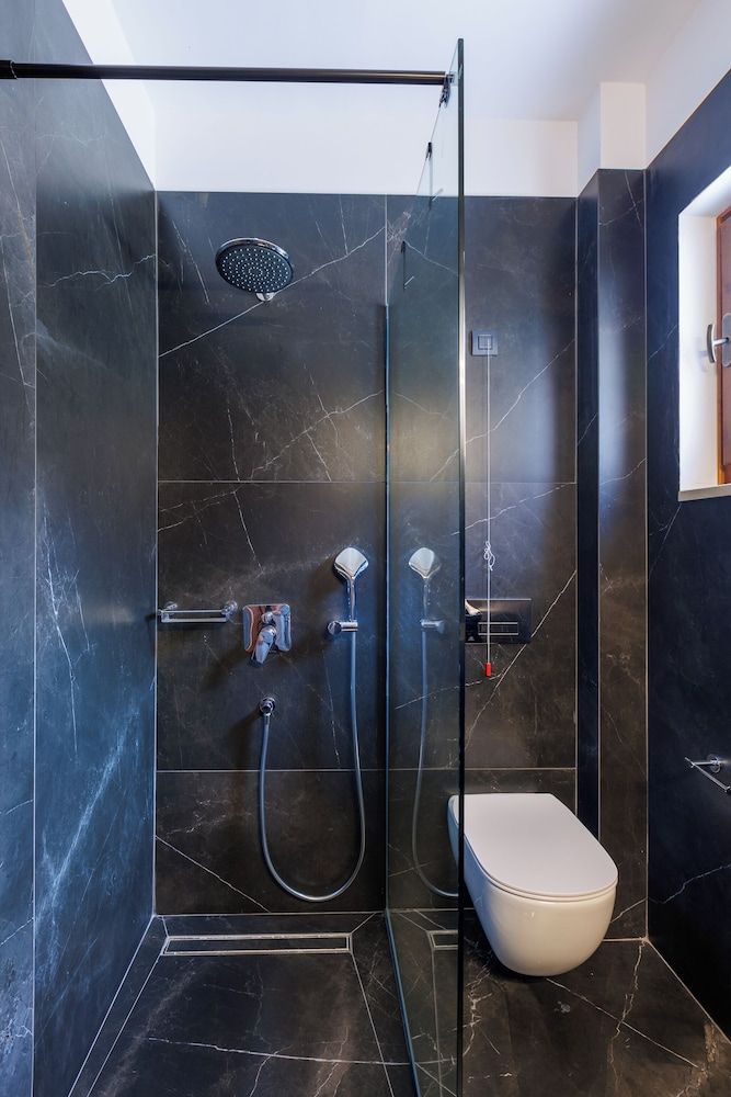 The View Panoramic Double or Twin Room, Lake View 15