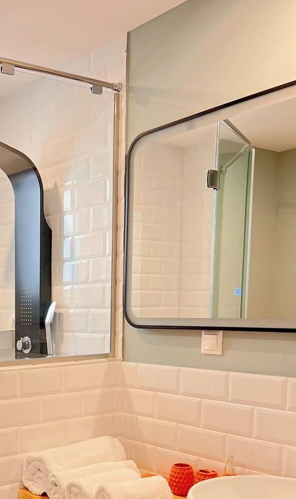 Skiathou 12 Glyfada Residences Comfort Apartment 3