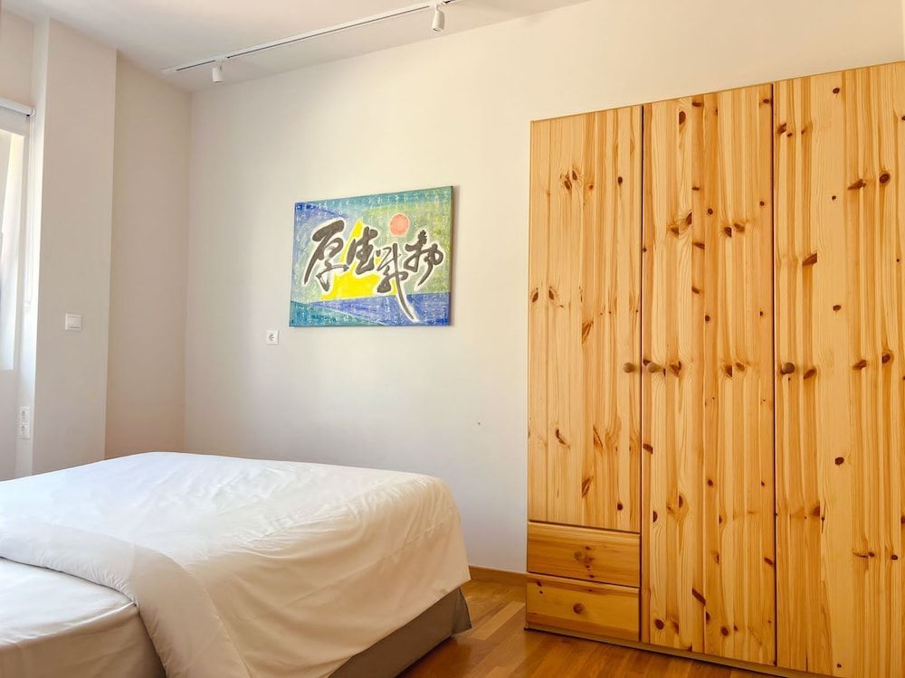 Skiathou 12 Glyfada Residences Comfort Apartment