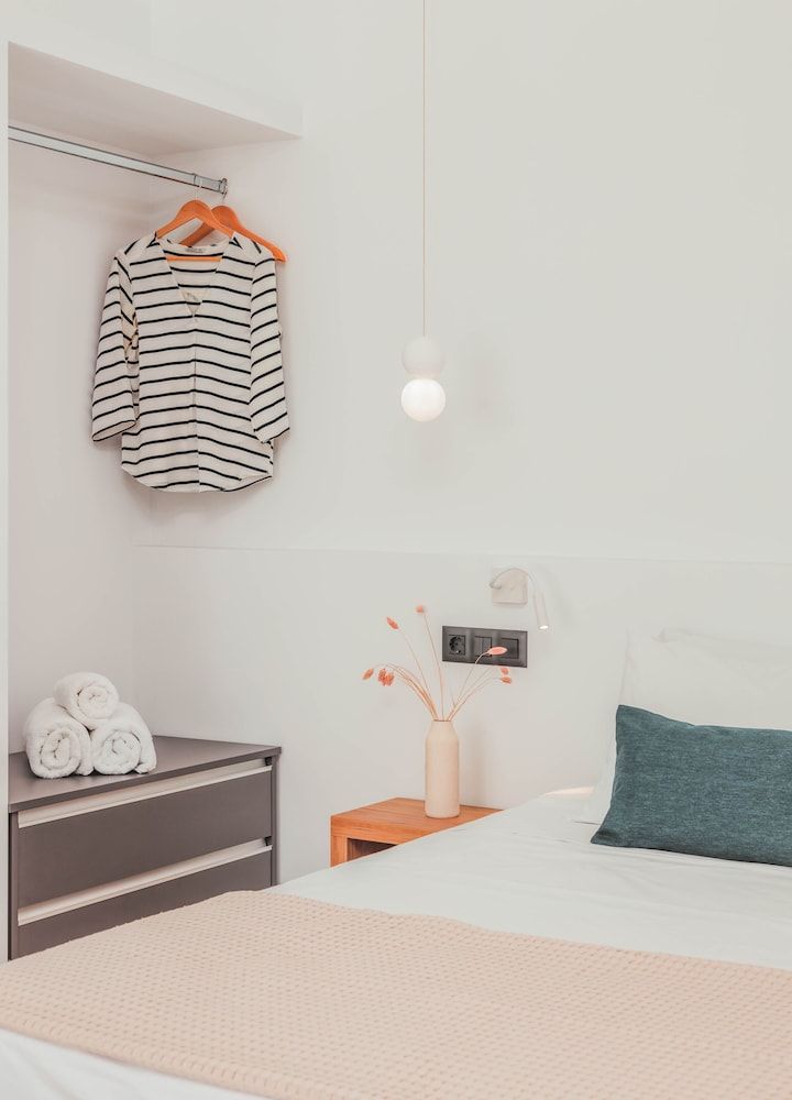 Apartment 7