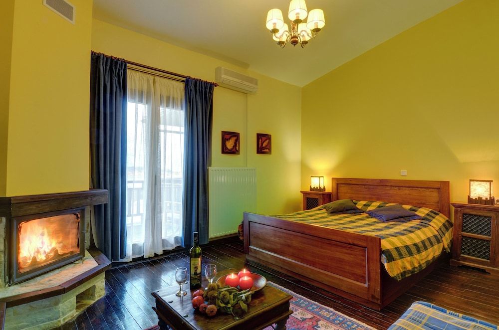 Basic Quadruple Room, Lake View