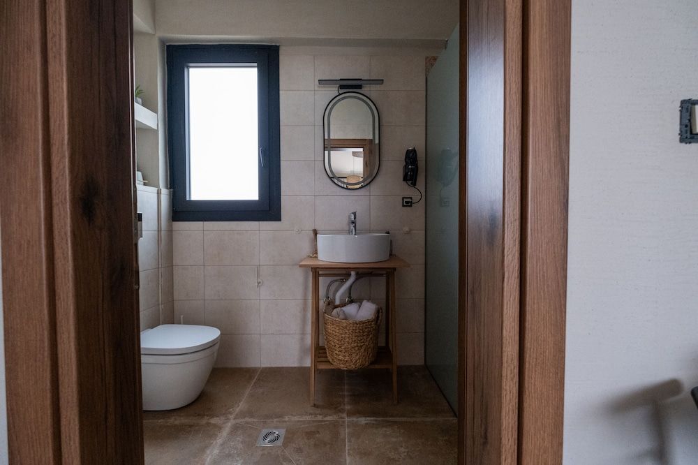 blue crystal view Deluxe Double or Twin Room, Sea View 13