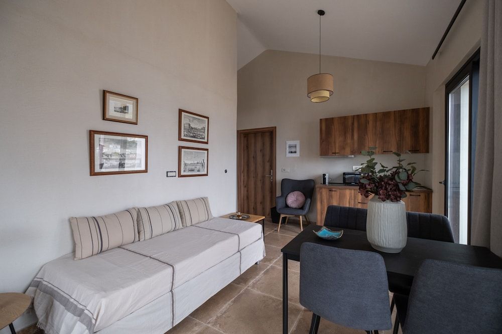 blue crystal view Family Apartment, 1 Bedroom, Sea View, Corner 4