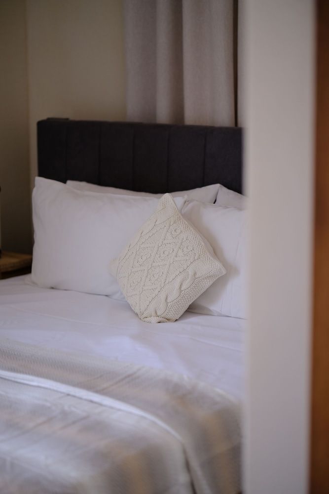 blue crystal view Family Double Room 4