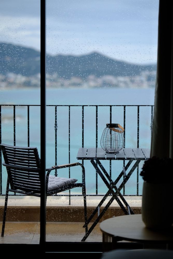 blue crystal view Deluxe Double or Twin Room, Sea View 8