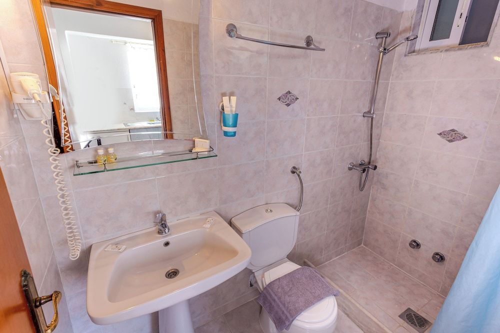 Hotel Melissa Gold Coast Studio, Garden View 9