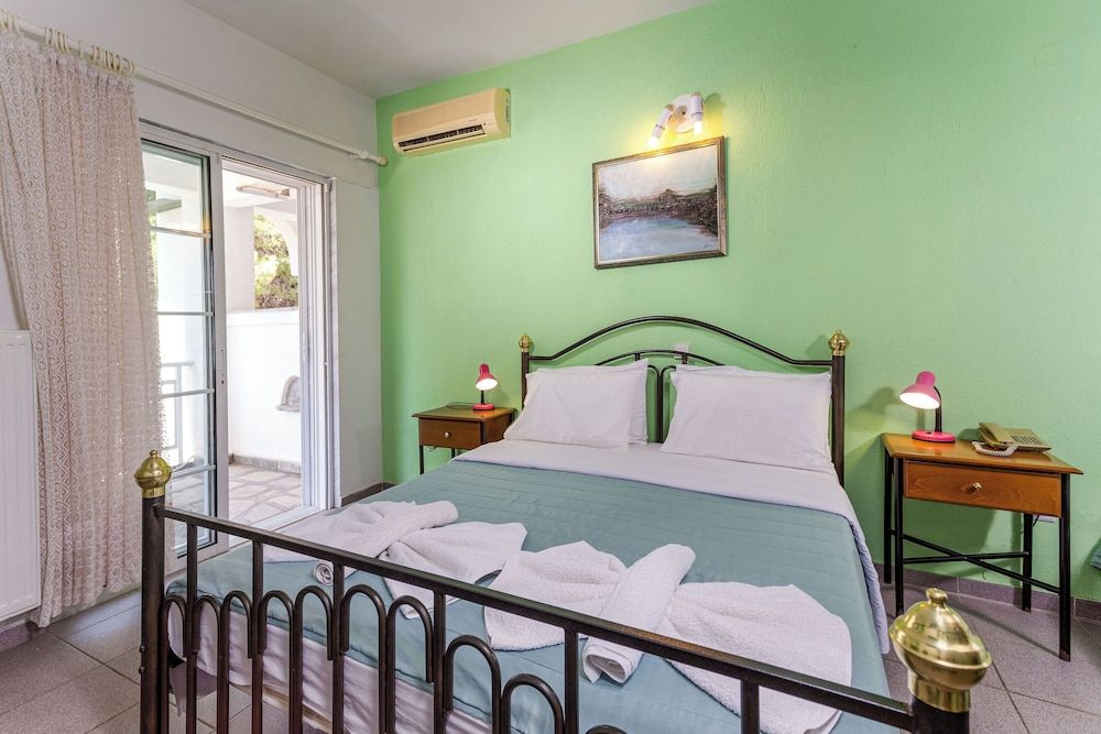 Hotel Melissa Gold Coast Studio, Garden View 4