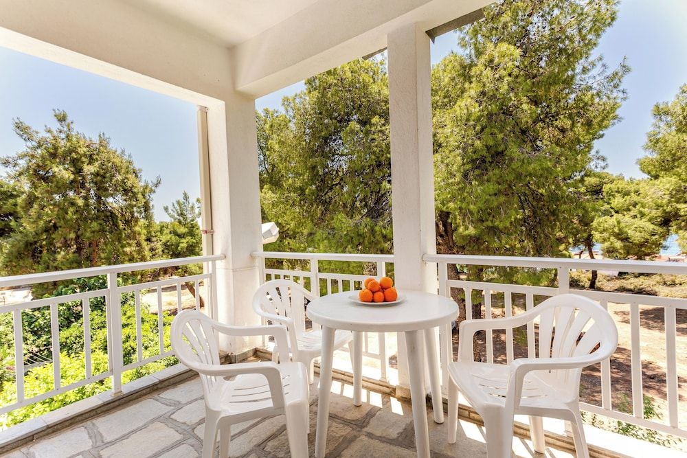 Hotel Melissa Gold Coast Studio, Garden View 6