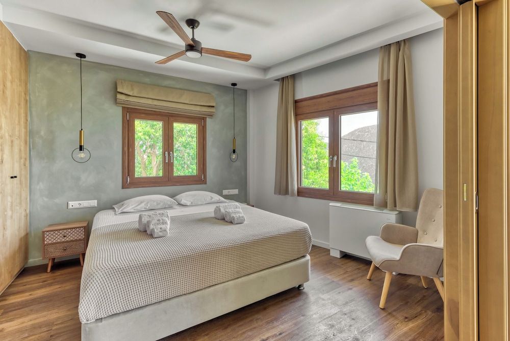 KOMODY Deluxe Twin Room, 1 Bedroom, Balcony, Mountain View