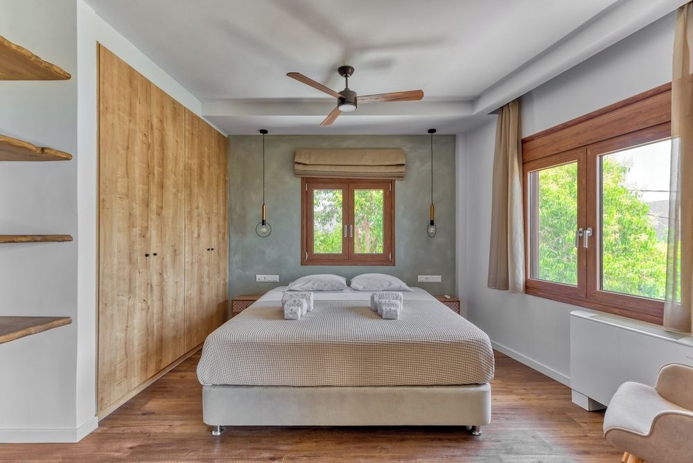 KOMODY Deluxe Twin Room, 1 Bedroom, Balcony, Mountain View 2