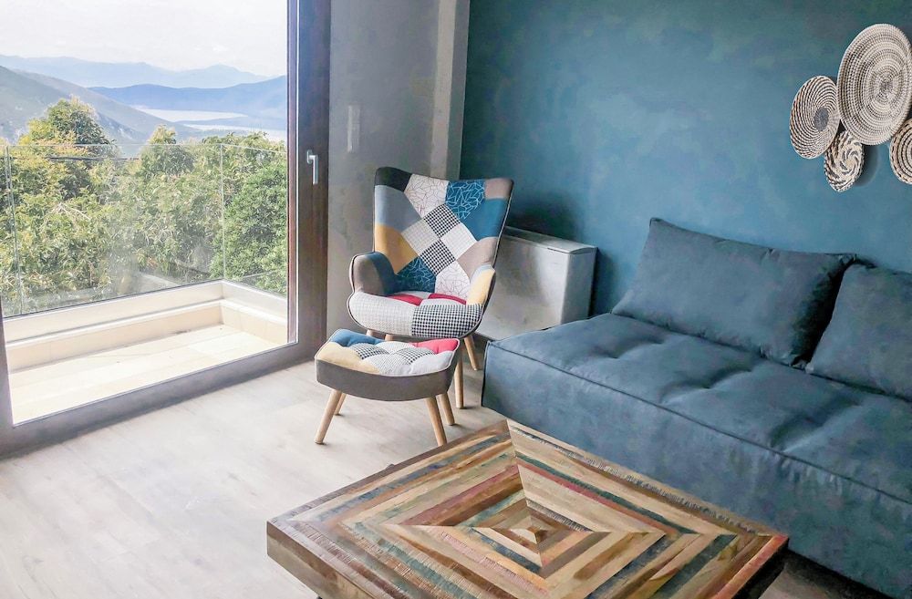 KOMODY Design Apartment 11