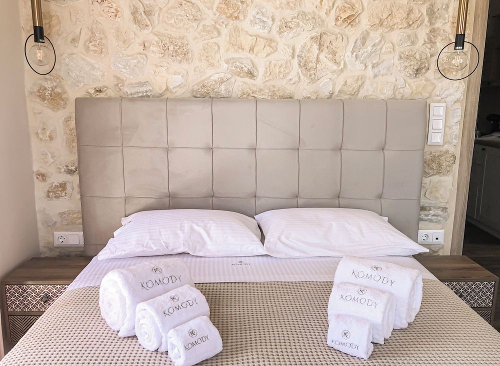 KOMODY Family Apartment 5