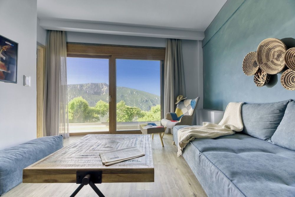 KOMODY Design Apartment 4