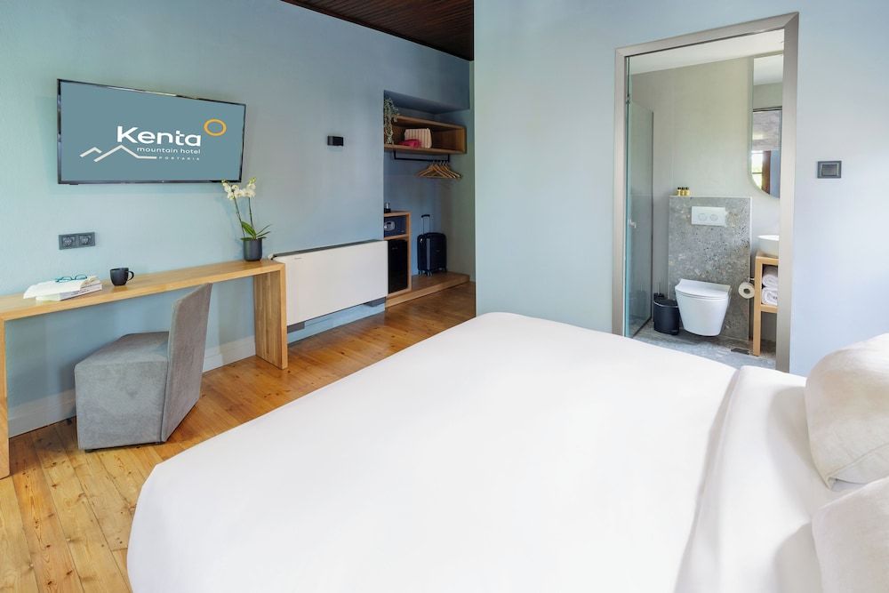Kenta Mountain Hotel Superior Double with Balcony 3