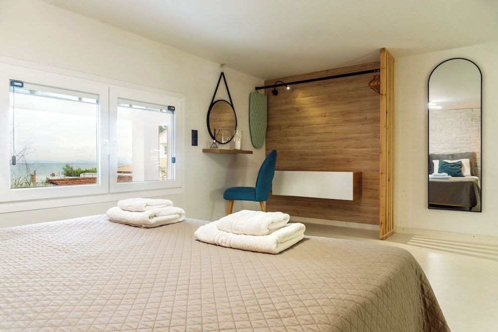Deluxe Apartment, Sea View (Sofianna)