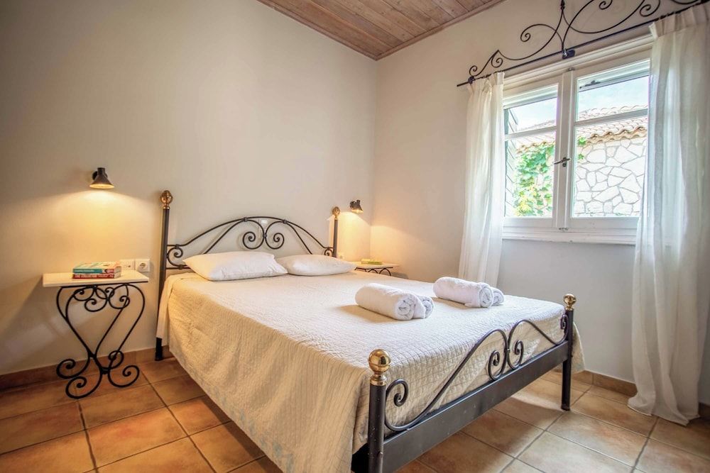 Villa (2 Bedrooms)