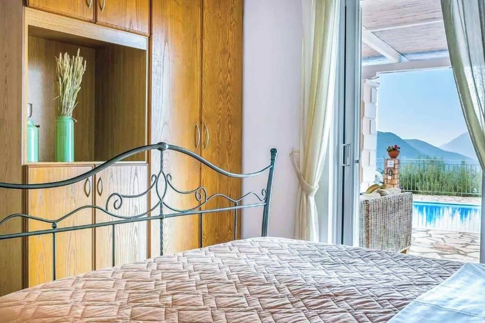 Villa (2 Bedrooms)