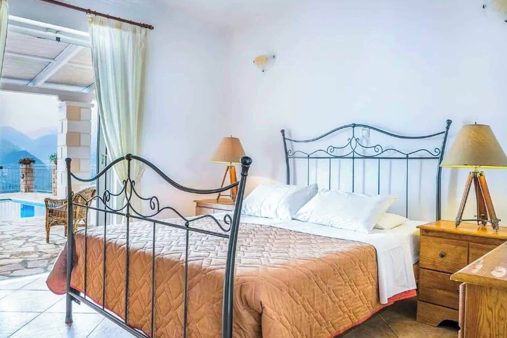 Villa (2 Bedrooms)