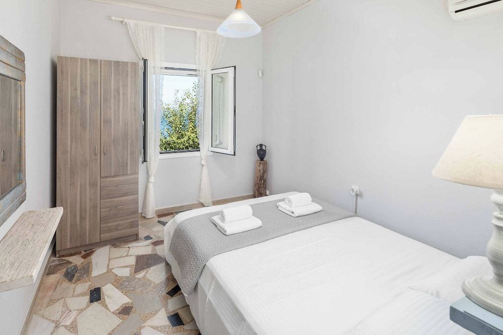 Villa (2 Bedrooms)