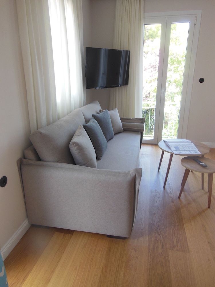 VERANI SUITES Deluxe Suite (Ioanna) 8