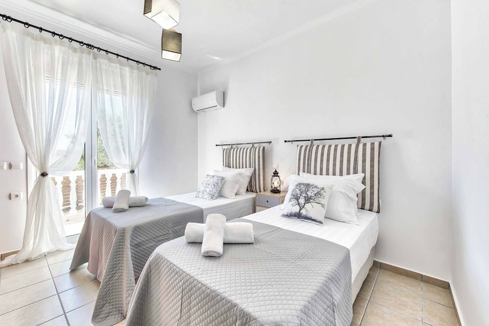Villa (2 Bedrooms)