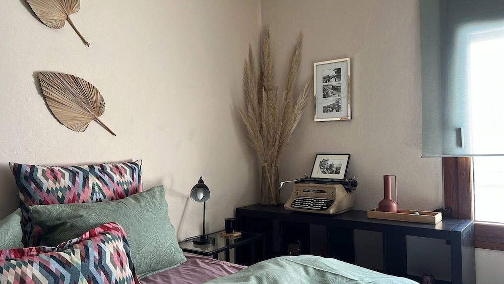 Mosquito Guest House 2 House, 1 Bedroom, City View 4