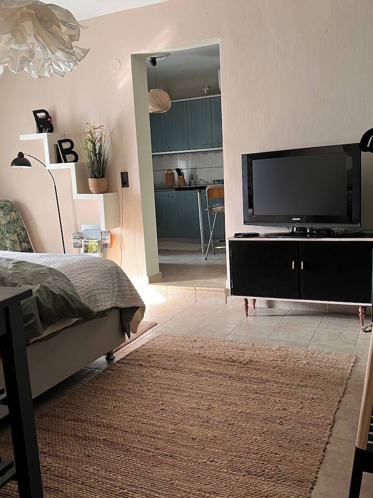 Mosquito Guest House 2 House, 1 Bedroom, City View 18