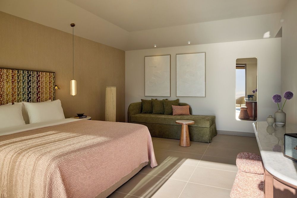 Rooftop Junior Suite Front Sea View