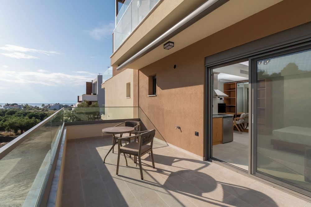 HP Family Suites Junior Room, 1 Queen Bed with Sofa bed, Balcony, Partial Sea View 11