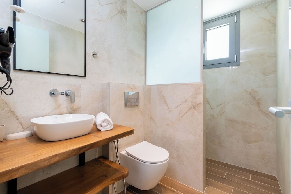 HP Family Suites Junior Room, 2 Queen Beds, Balcony, Partial Sea View 13