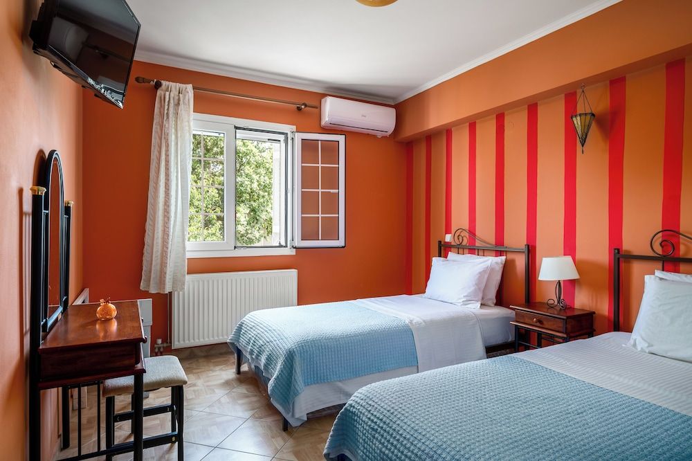 Comfort Villa, Private Pool, Garden View