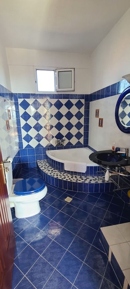 Superior Apartment, Lake View