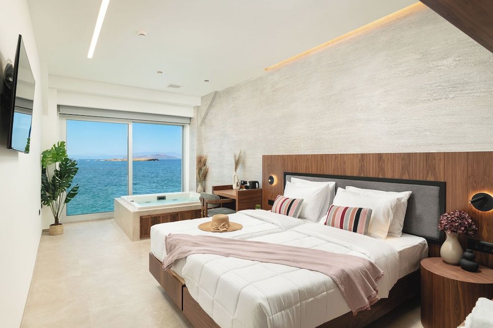 Junior Seafront Suite with Balcony