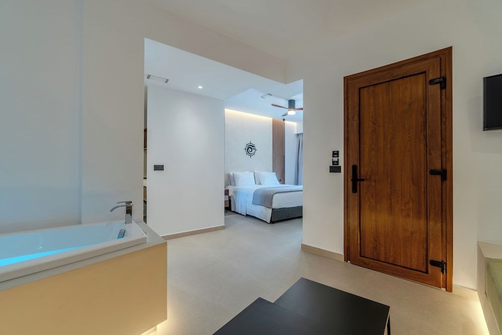 VENTUS Luxury Suites Superior Suite, 1 Bedroom, Non Smoking, Patio 6