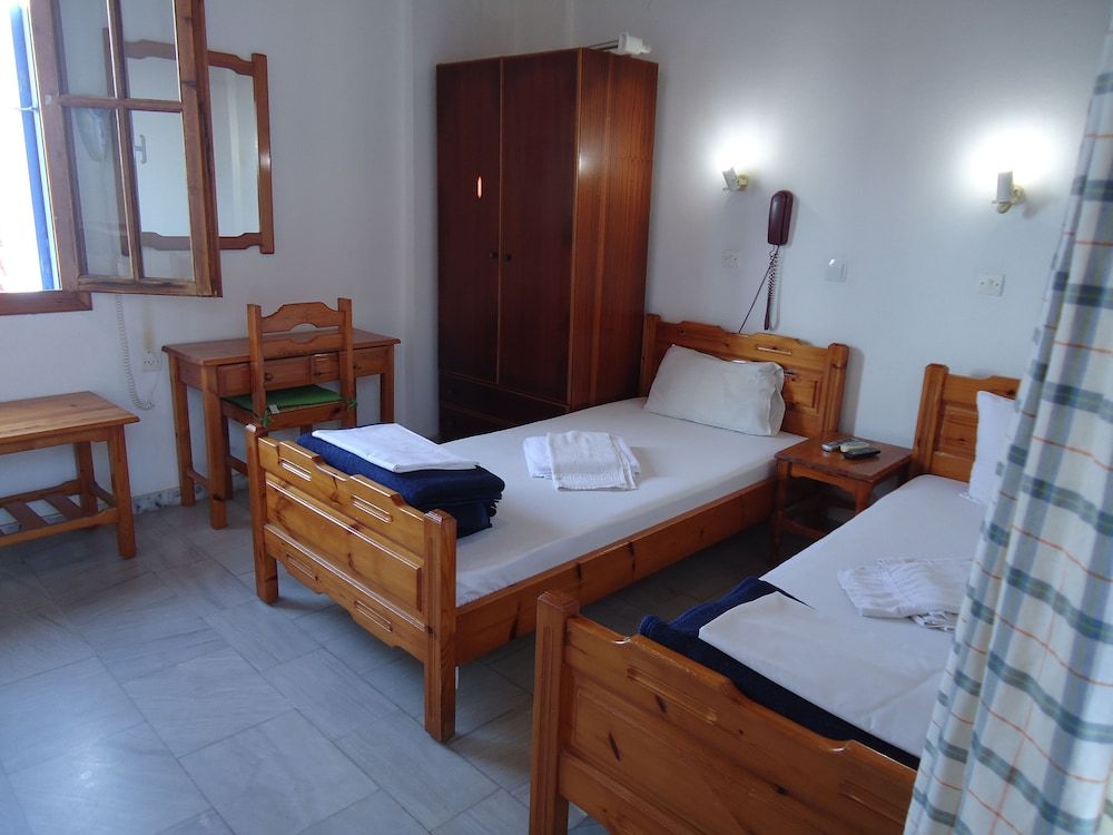 Nicholas House Deluxe Double or Twin Room, Balcony, Courtyard View 3