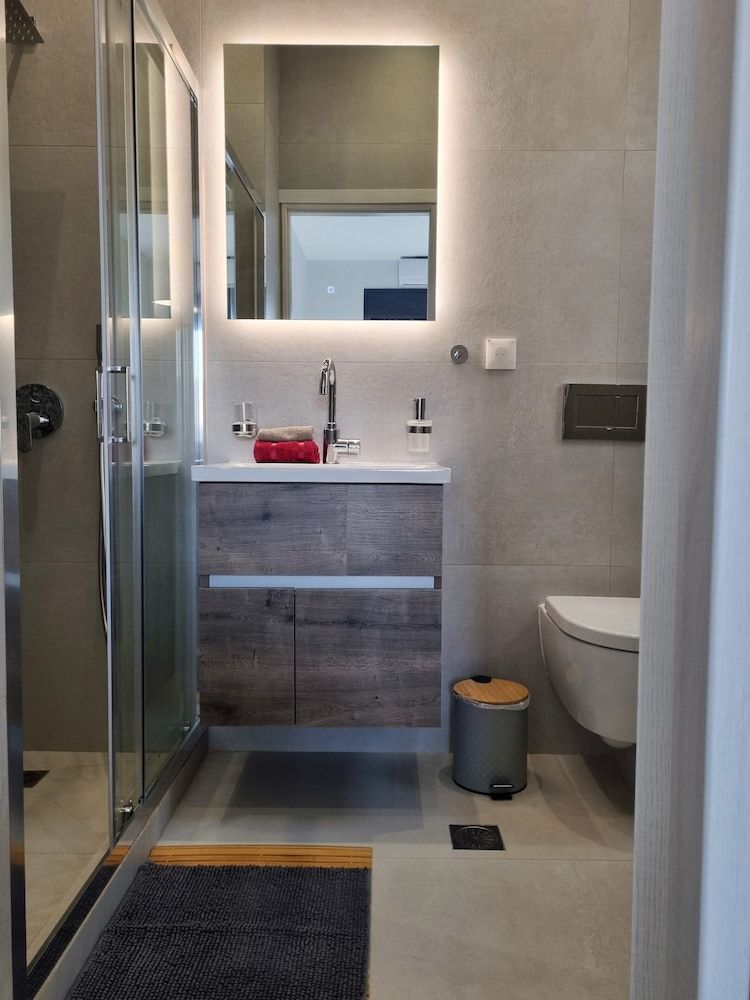 10 Apartments & Suites Athens Penthouse Suite. Park View 5