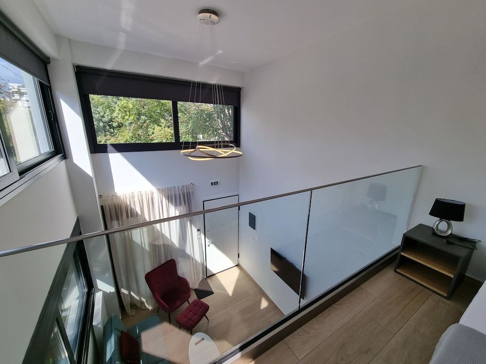 10 Apartments & Suites Athens Superior Suite, Park View 4