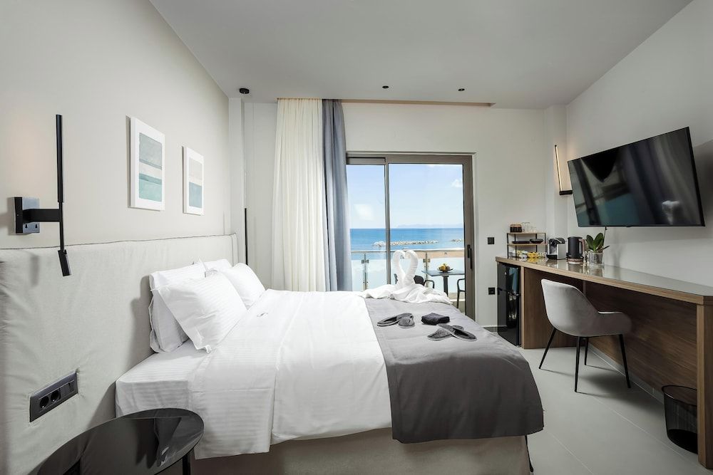 Studio, Sea View